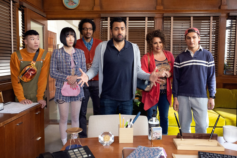 TV Review: Two New Sitcoms Fit the NBC Thursday Night Mold